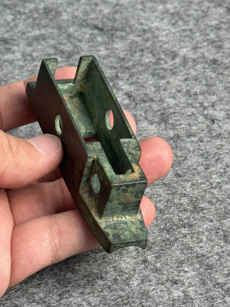 銅錯金銀弩机 - 图7