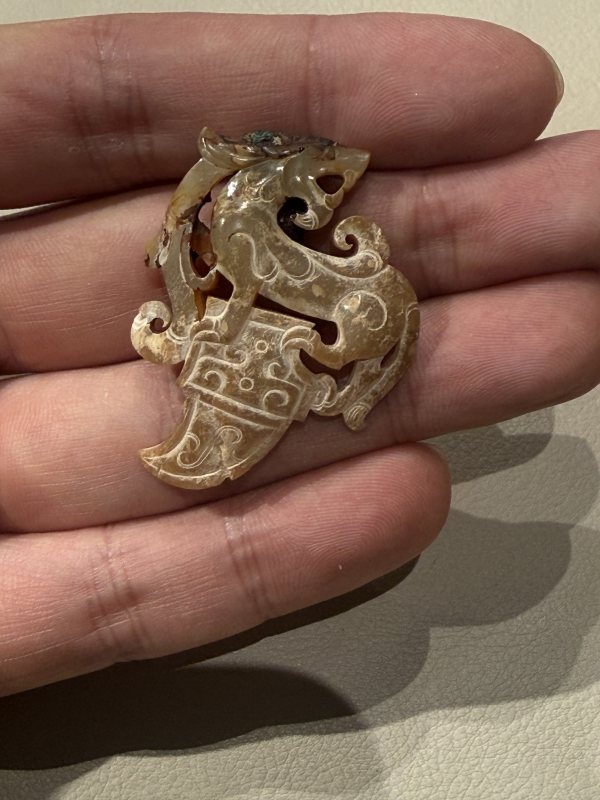戰國  白玉鏤空雕龍形觿 - 图3