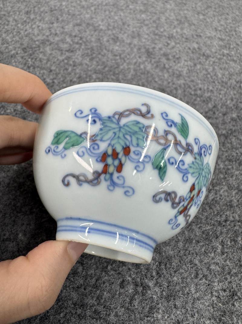 清雍正 鬥彩葡萄紋杯 - 图7