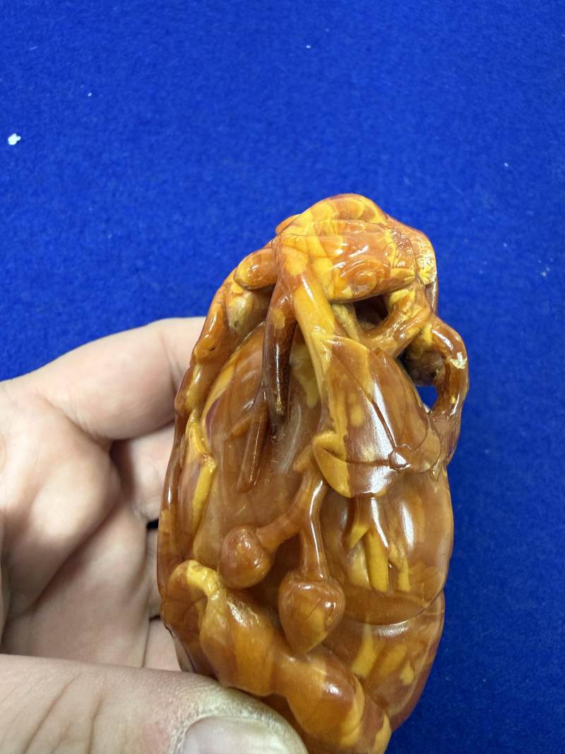 十七世紀 蜜蠟螭龍花型筆洗 - 图8