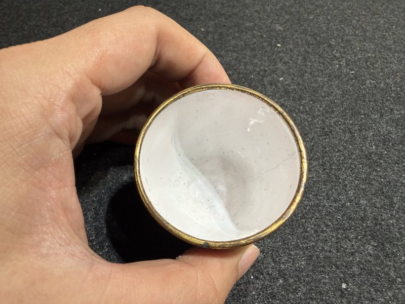 清乾隆銅胎畫琺瑯纏枝蓮紋小杯 - 图6
