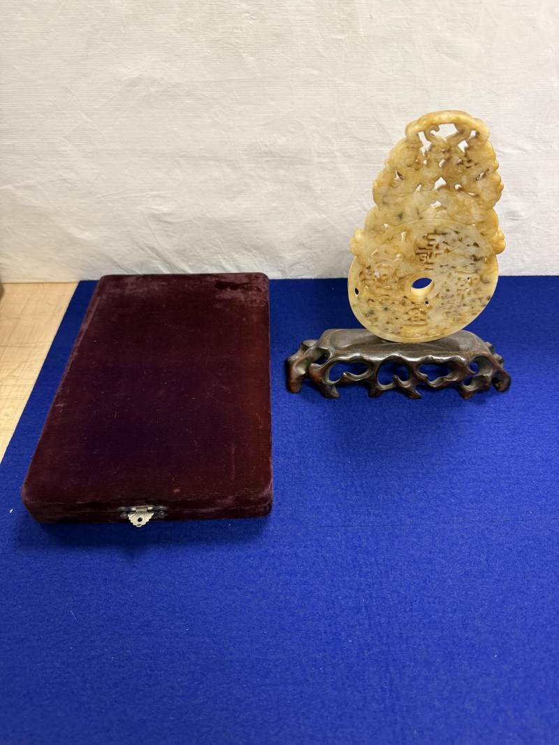 清乾隆 玉雕雙龍雙鳳「長宜子孫」出廓璧 - 图6