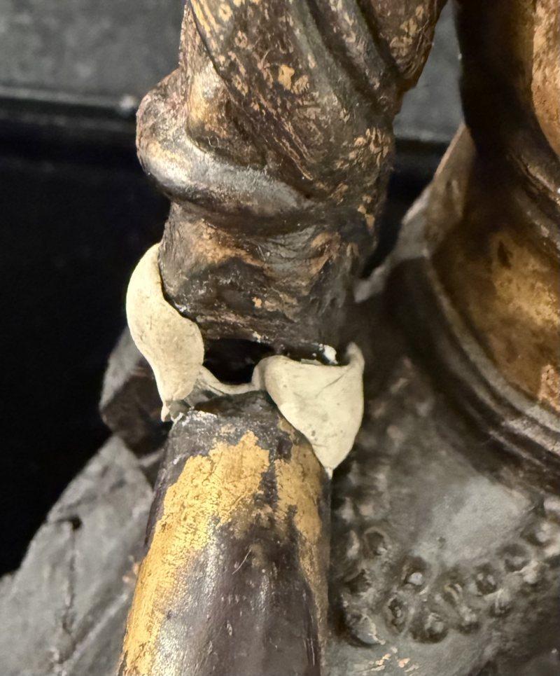 16世紀西藏紫檀漆金綠度母像 - 图6