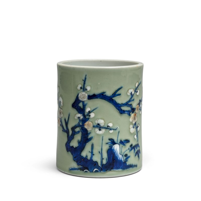 清康熙 豆青地青花釉裏紅竹梅雙喜圖筆筒 | A CELADON-GROUND BLUE AND WHITE, COPPER-RED AND CREAM BRUSHPOT, BITONG - 图5