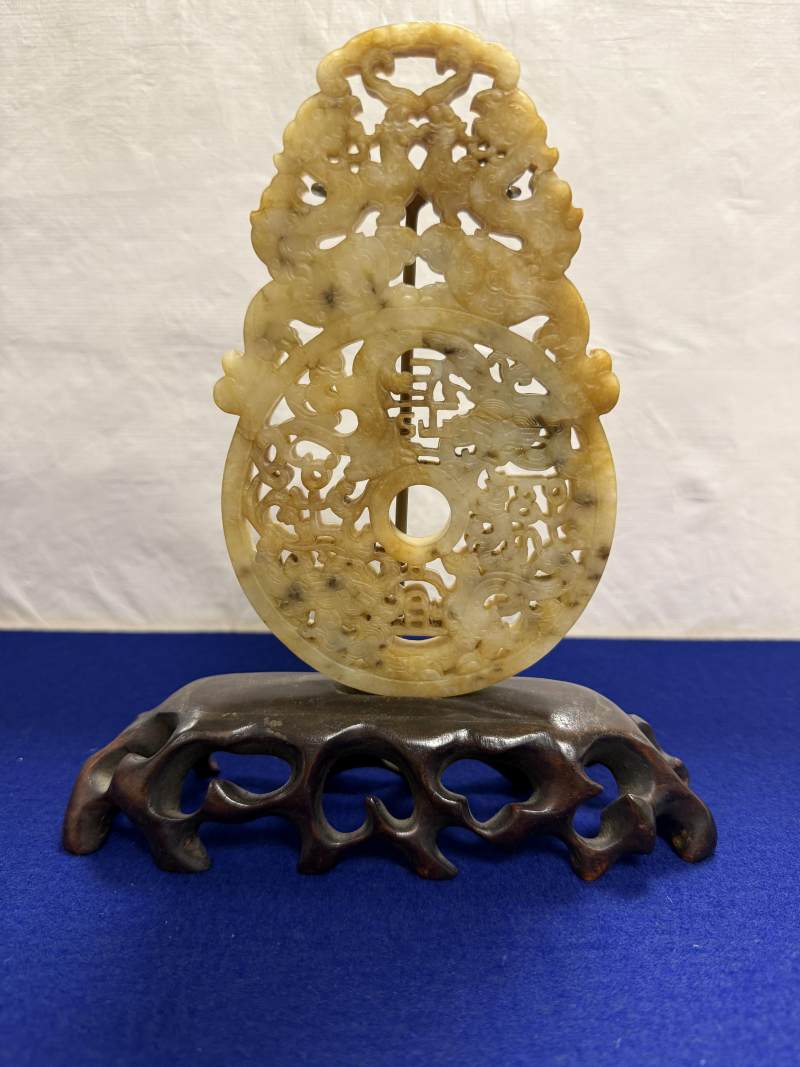 清乾隆 玉雕雙龍雙鳳「長宜子孫」出廓璧 - 图7