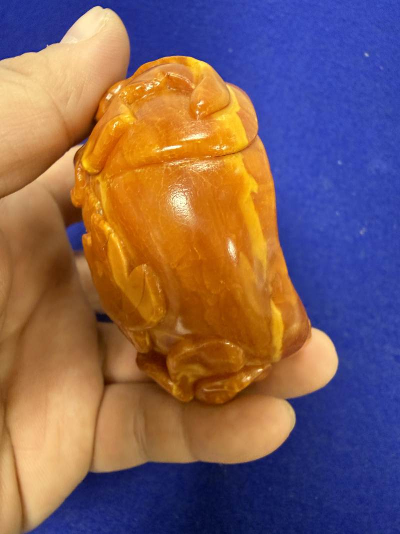十七世紀 蜜蠟螭龍花型筆洗 - 图10