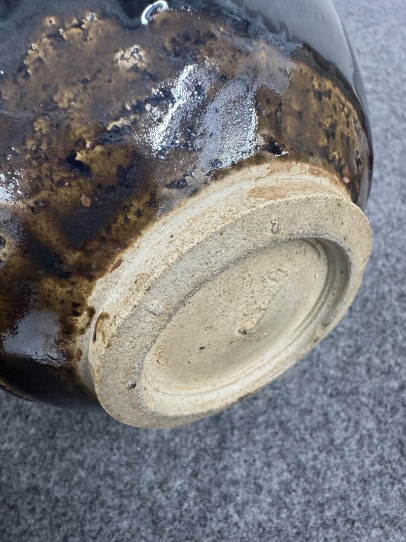 黑釉菊瓣紋鐵鏽斑碗 - 图11