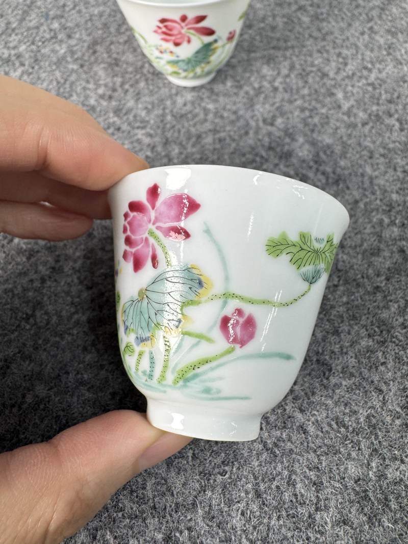 清雍正 粉彩沒骨荷花杯一對 - 图4