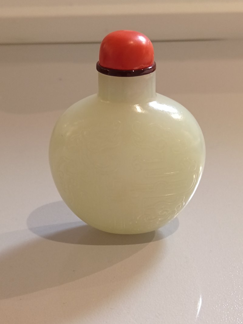 清中期  白玉龍鳳團福紋煙壺 - 图2