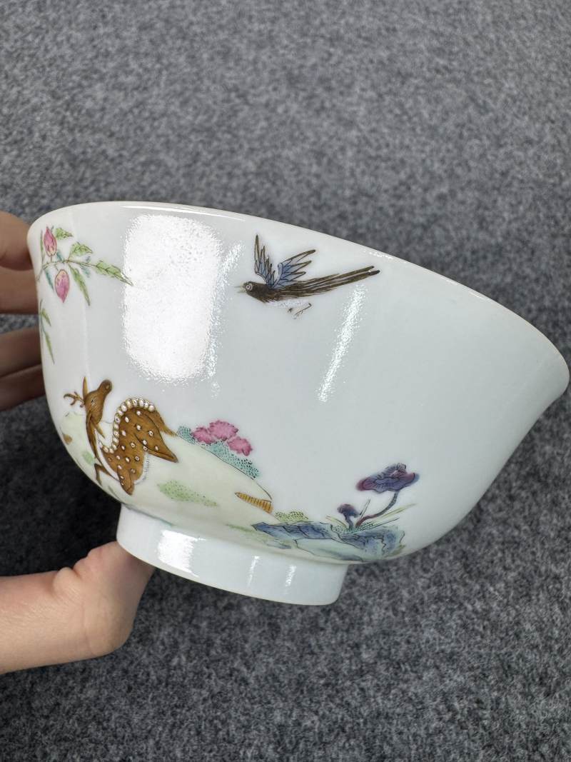 清道光 粉彩喜鵲臥鹿壽桃紋碗 - 图3