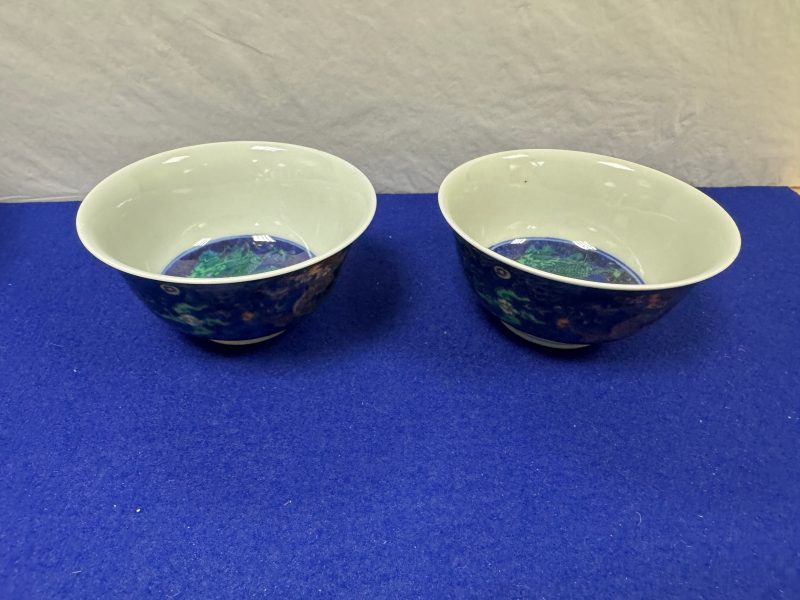 清咸豐 青花地紅綠彩龍紋碗一對 - 图2