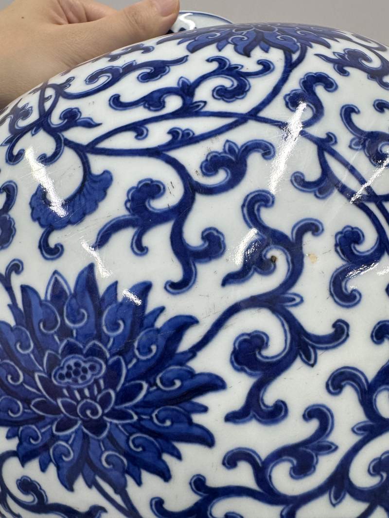 清乾隆 青花纏枝蓮紋罐 - 图13
