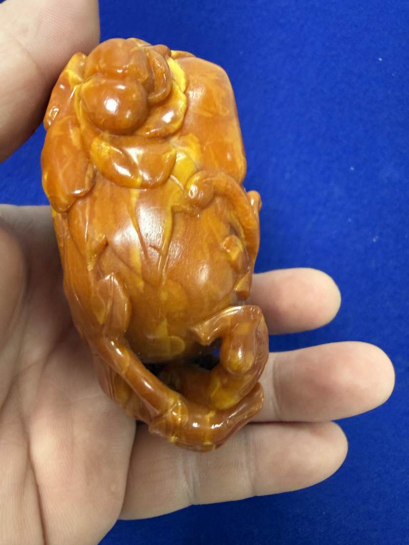 十七世紀 蜜蠟螭龍花型筆洗 - 图13