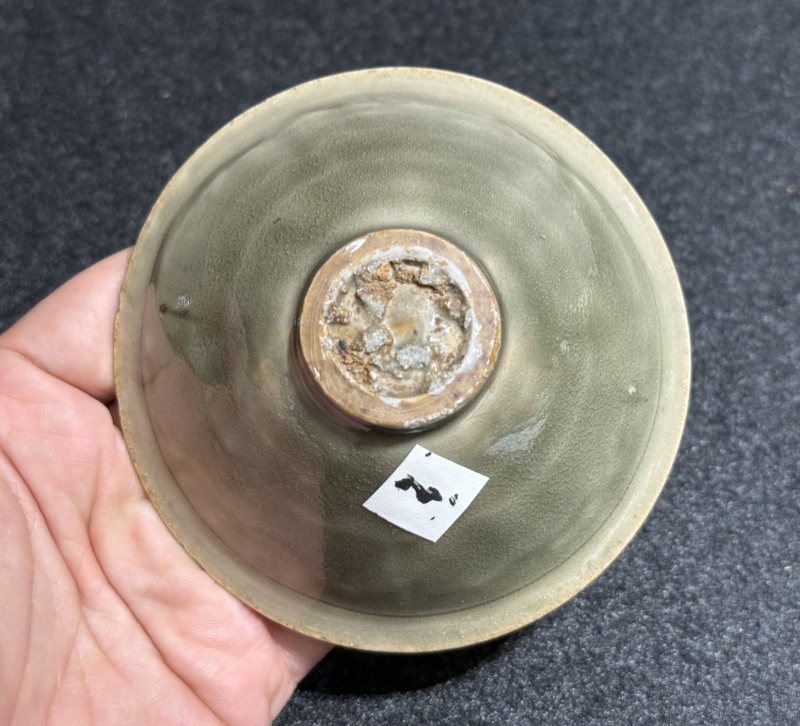 北宋耀州窯青釉剔刻滿池嬌圖斗笠茶盞一對 - 图8