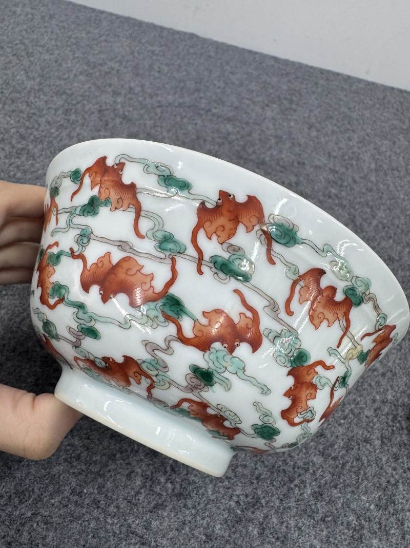 清光緒 外粉彩雲蝠內青花荷紋碗 - 图6