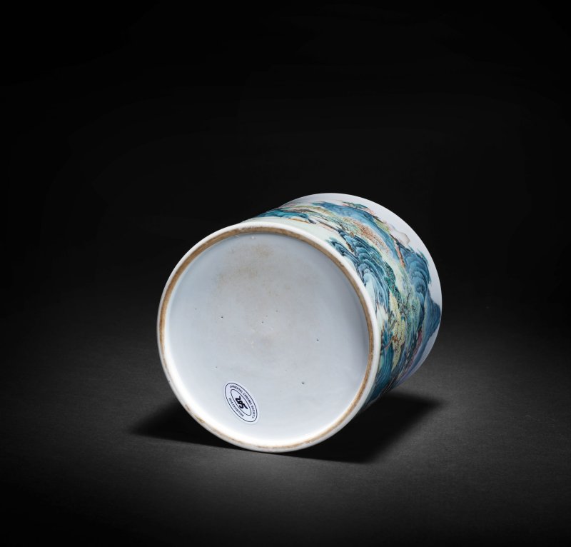 清乾隆 粉彩九江琵琶亭山水圖筆筒 | AN EXTREMELY RARE AND IMPORTANT 'TANG YING' FAMILLE ROSE BRUSHPOT, BITONG - 图31