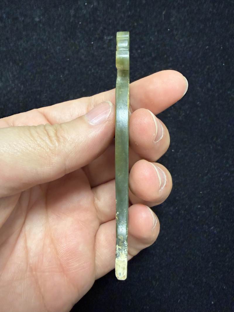 青玉龍首珩和白玉龍首觽各一件 - 图6