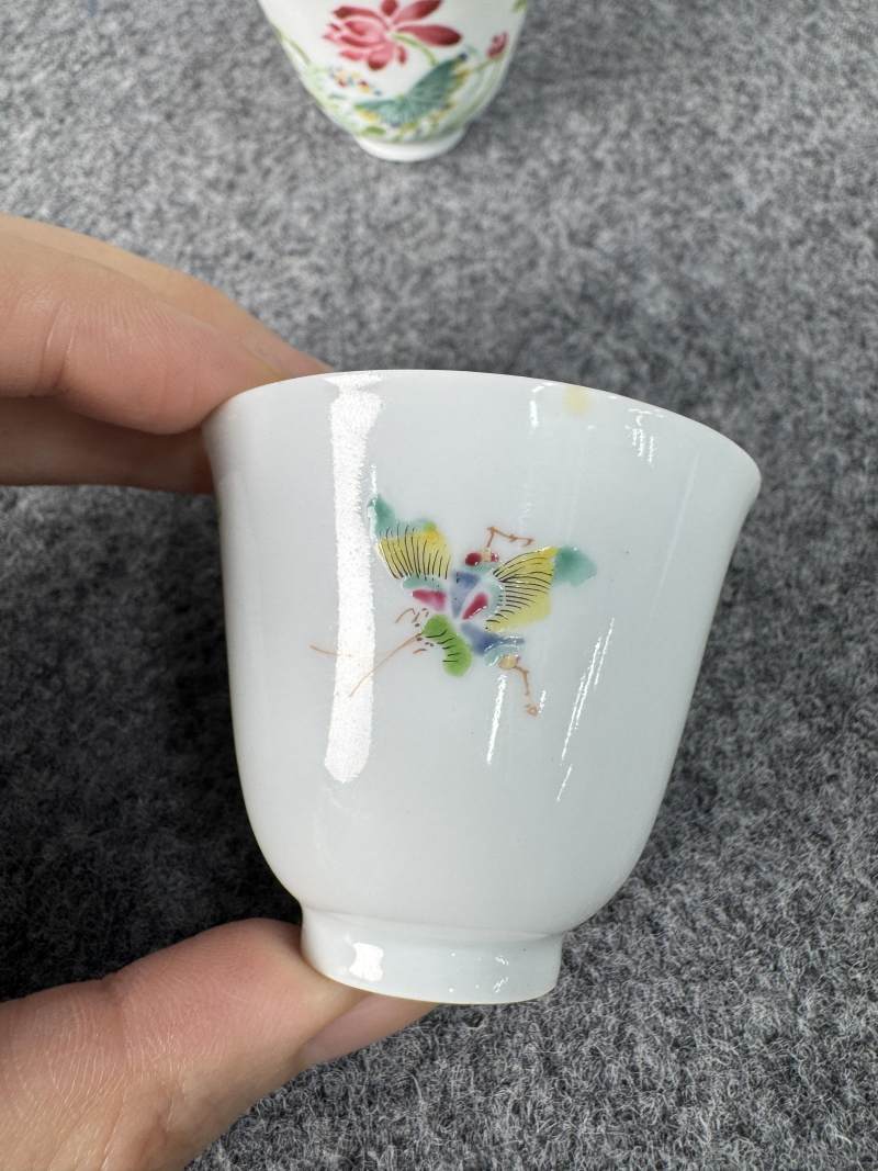 清雍正 粉彩沒骨荷花杯一對 - 图8