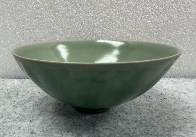 宋 龍泉青釉刻蓮瓣碗 - 图4