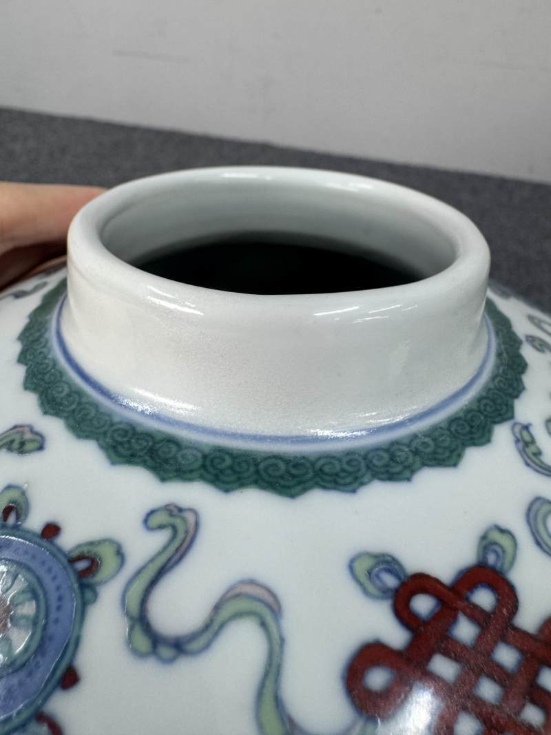 清雍正 鬥彩團龍紋罐 - 图20