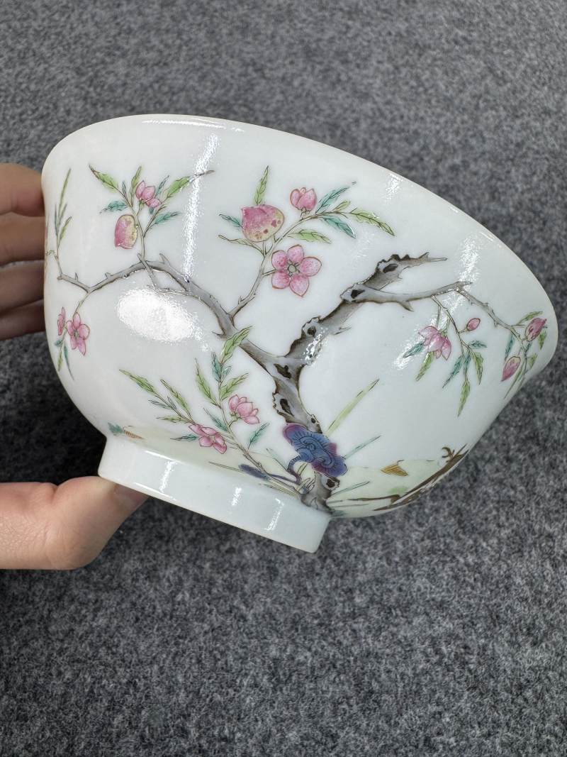 清道光 粉彩喜鵲臥鹿壽桃紋碗 - 图8