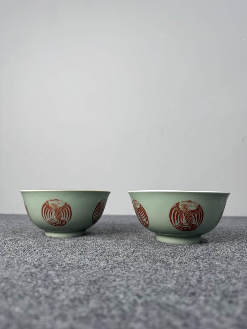 清道光 青釉礬紅團鳳紋碗一對 - 图2