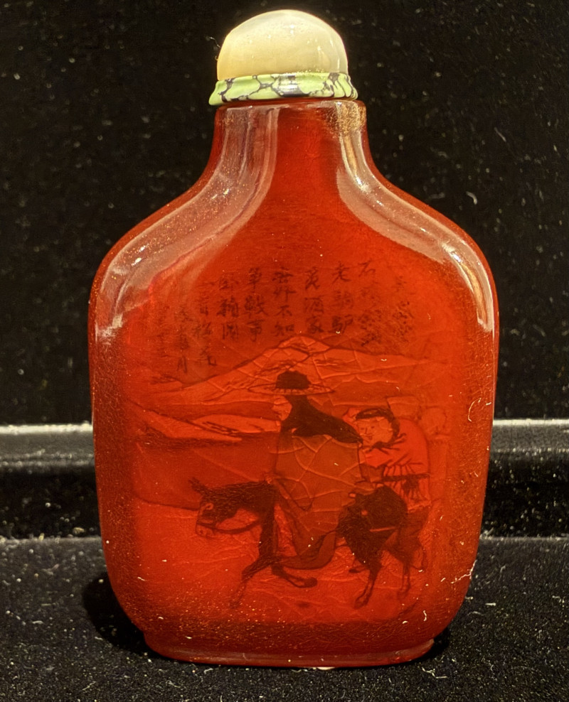 1910年 葉仲三作 琥珀內繪踏雪尋梅圖煙壺 - 图2