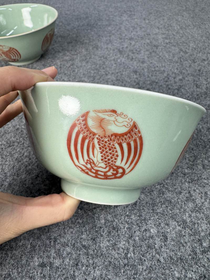 清道光 青釉礬紅團鳳紋碗一對 - 图3
