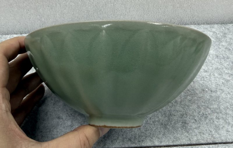 宋 龍泉青釉刻蓮瓣碗 - 图6