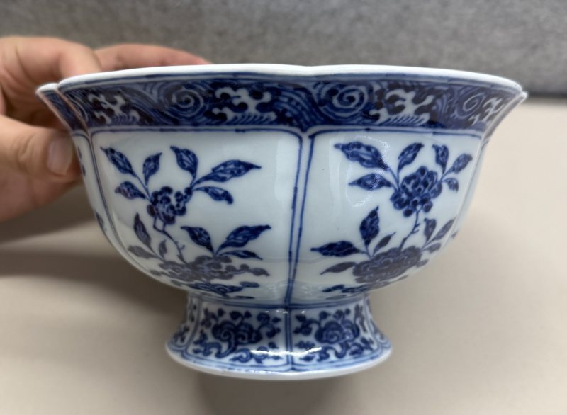 清雍正 青花折枝花卉紋花口高足碗 - 图7