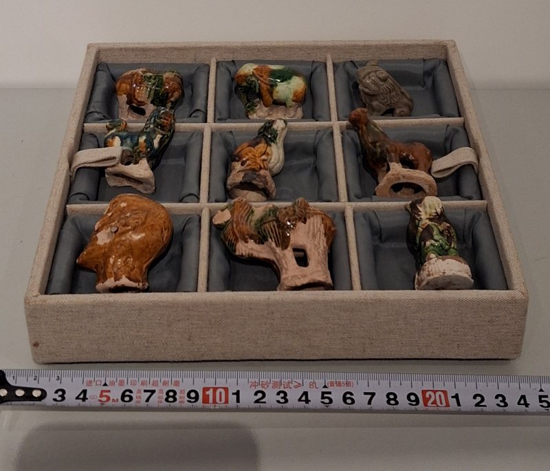 唐-宋 動物及人物瓷塑小擺件一組 - 图12