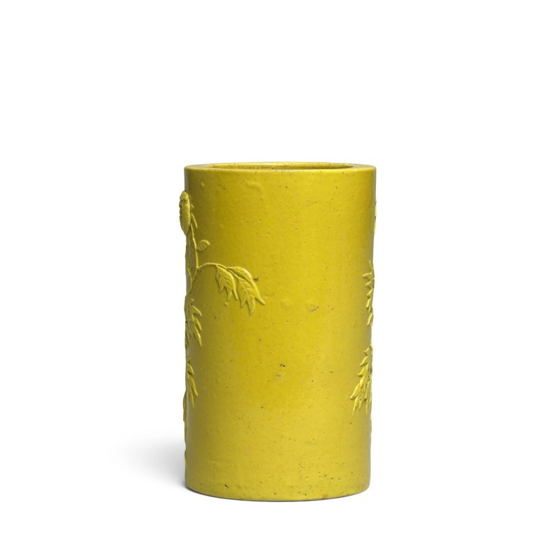 十九世紀 黃釉牡丹紋筆筒 | A YELLOW GLAZED BISCUIT 'PEONY' BRUSHPOT, BITONG - 图8