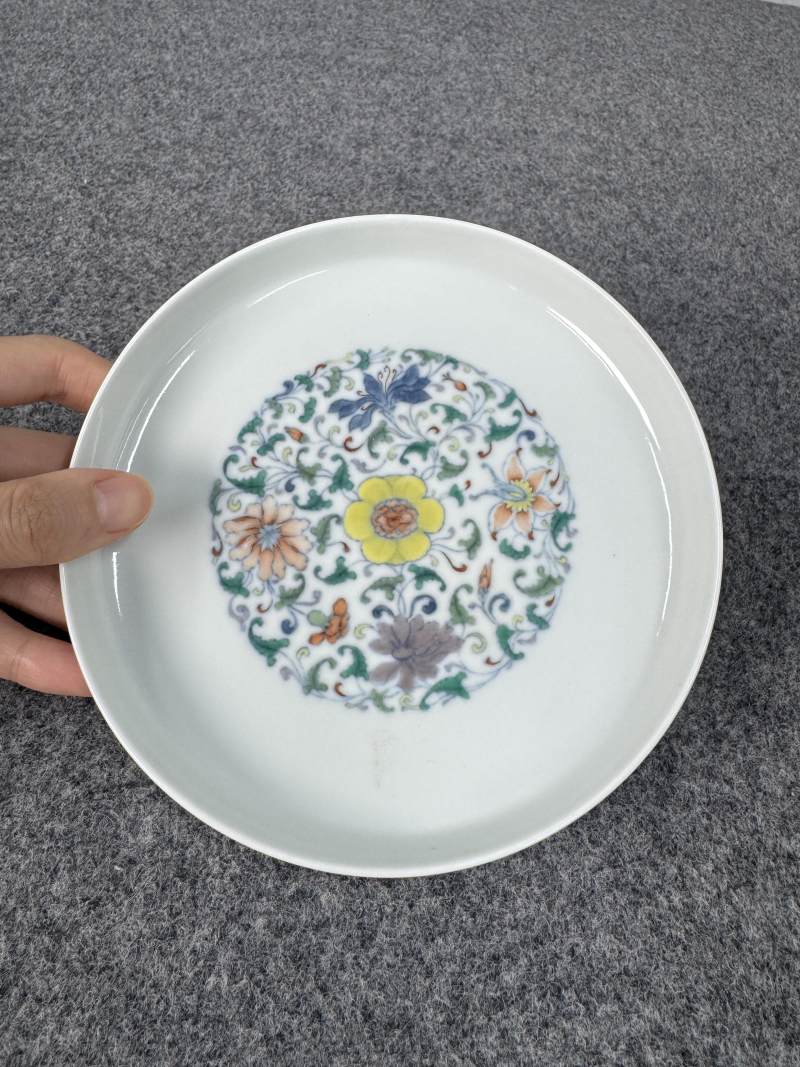 清雍正 鬥彩花卉紋鏜鑼洗 - 图3