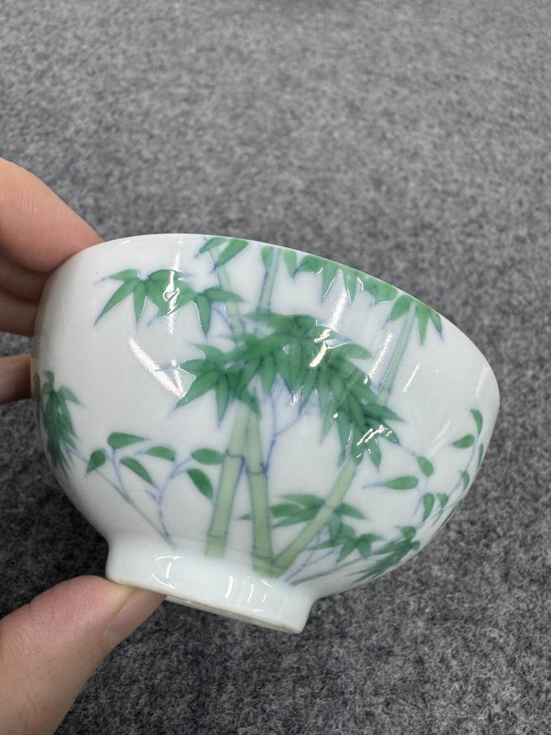 清雍正 鬥彩竹紋茶圓一對 - 图5