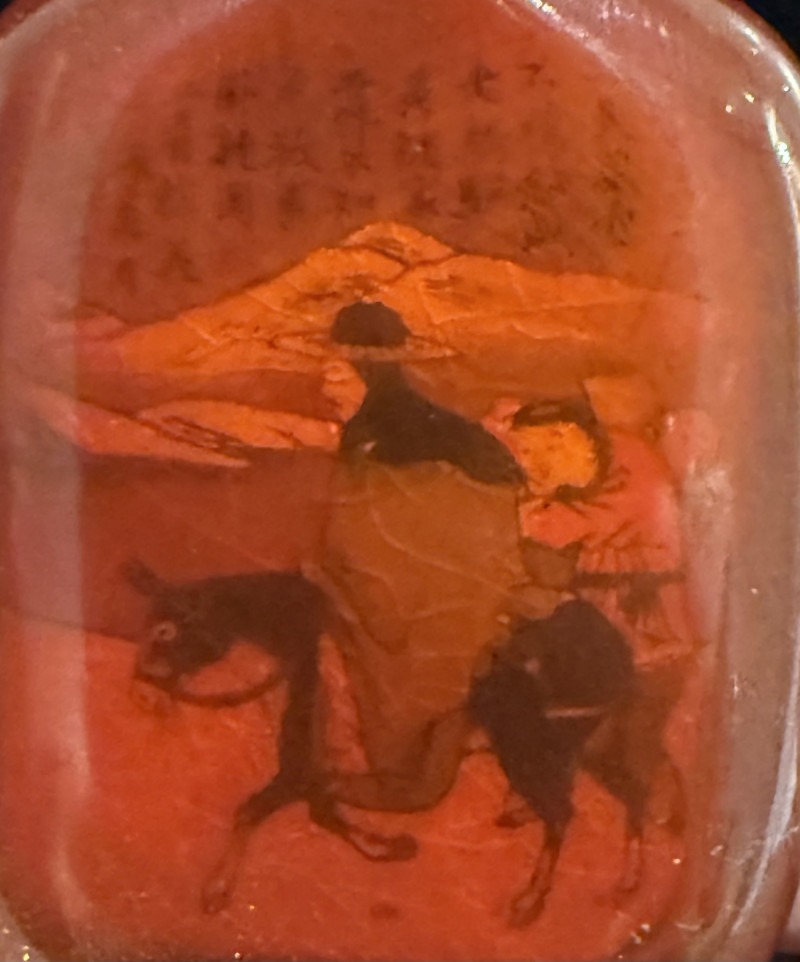 1910年 葉仲三作 琥珀內繪踏雪尋梅圖煙壺 - 图3