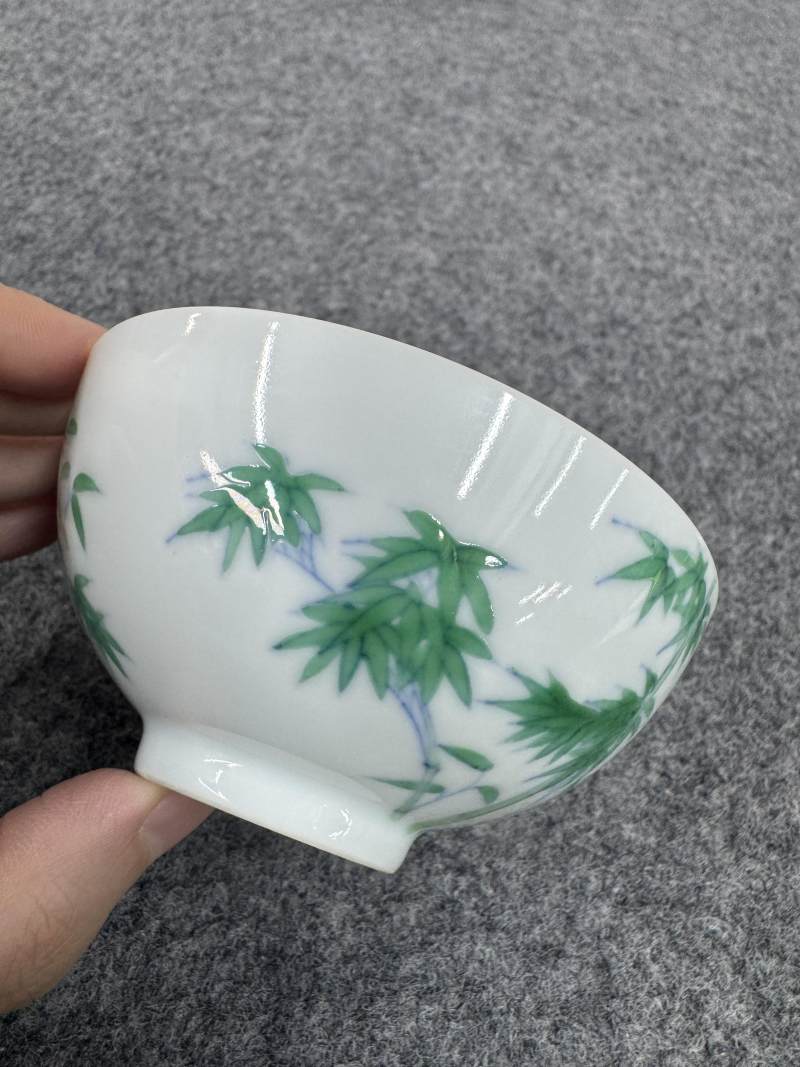 清雍正 鬥彩竹紋茶圓一對 - 图7