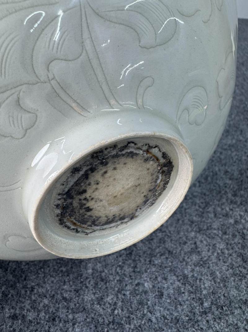 青白釉內螭龍紋外牡丹紋花口碗 - 图14