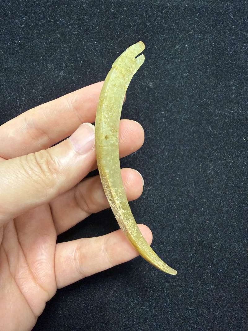 青玉龍首珩和白玉龍首觽各一件 - 图16