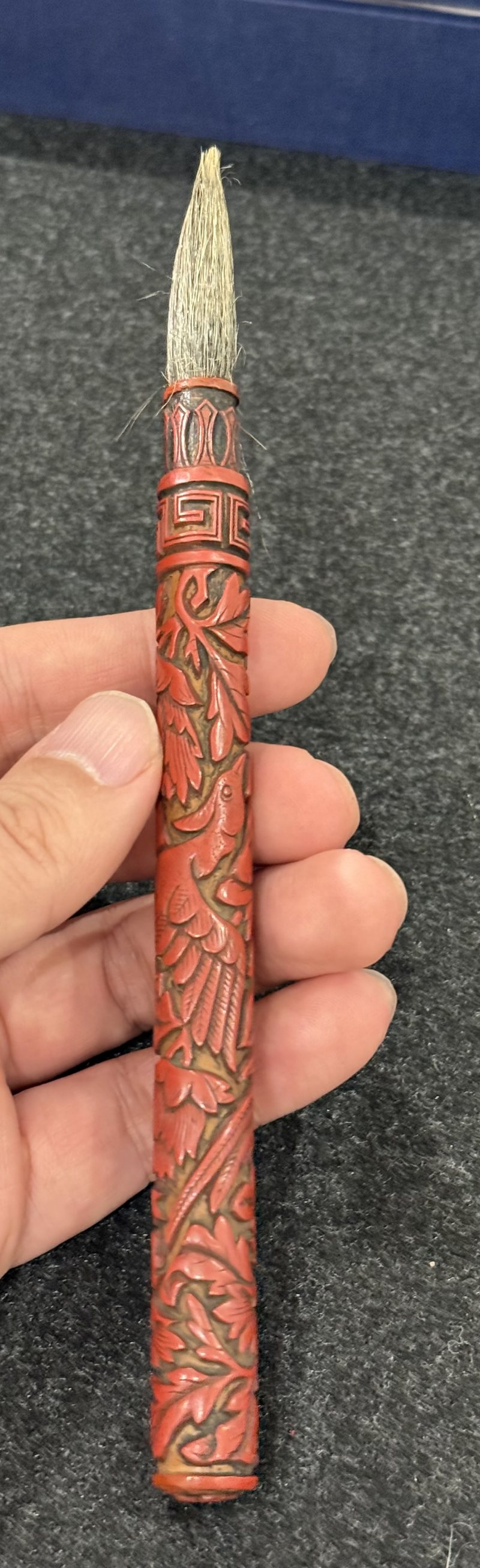 明 剔紅鳳穿牡丹紋毛筆 - 图11