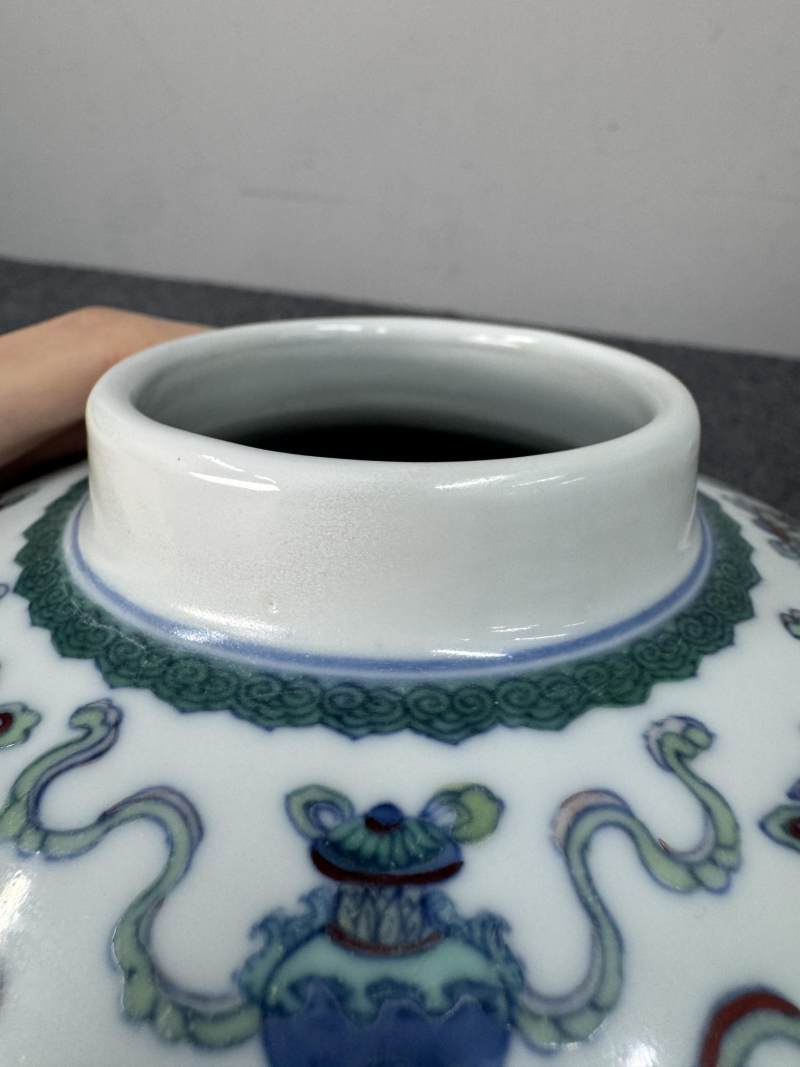 清雍正 鬥彩團龍紋罐 - 图21