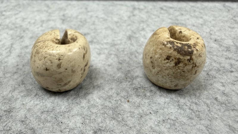 紅山文化  玉玦一對 - 图3