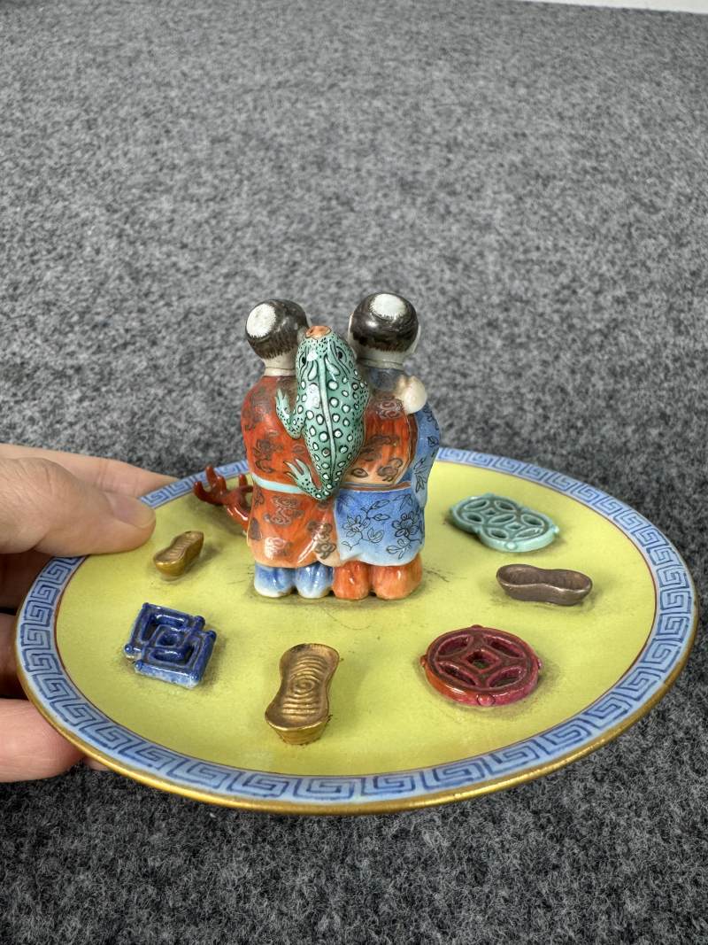 清嘉慶 粉彩「和合二仙」香插 - 图5
