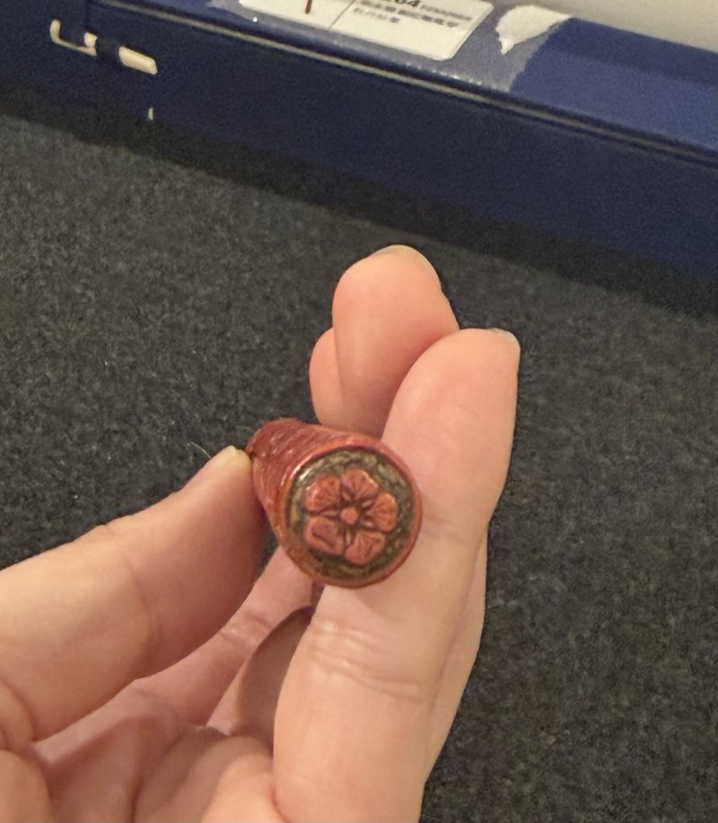 明 剔紅鳳穿牡丹紋毛筆 - 图12