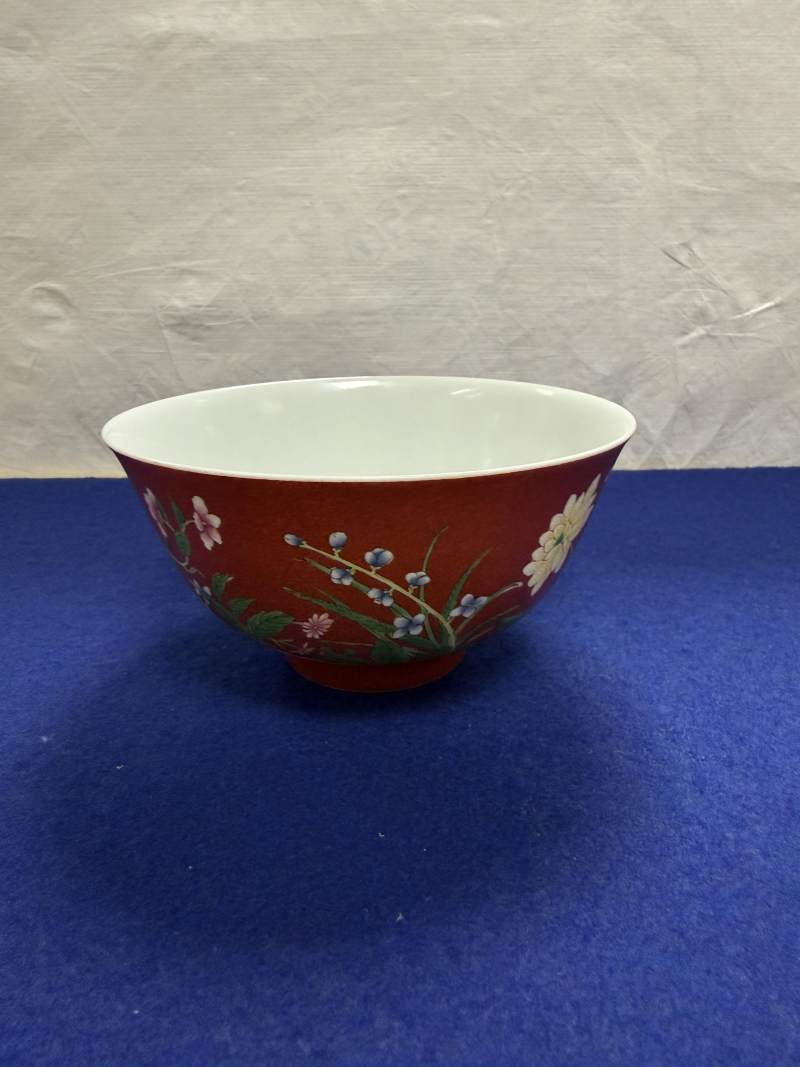 清道光 珊瑚紅地五彩九秋圖碗 - 图4