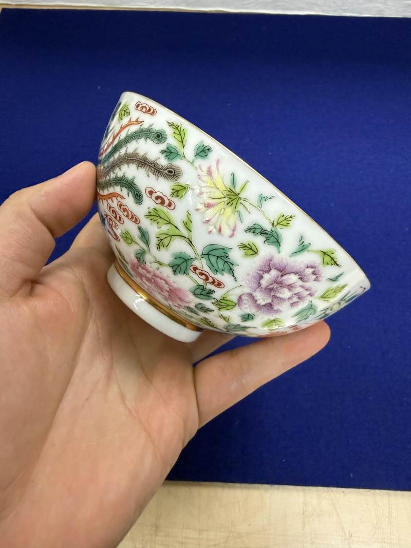 清嘉慶 粉彩龍鳳穿花碗 - 图3