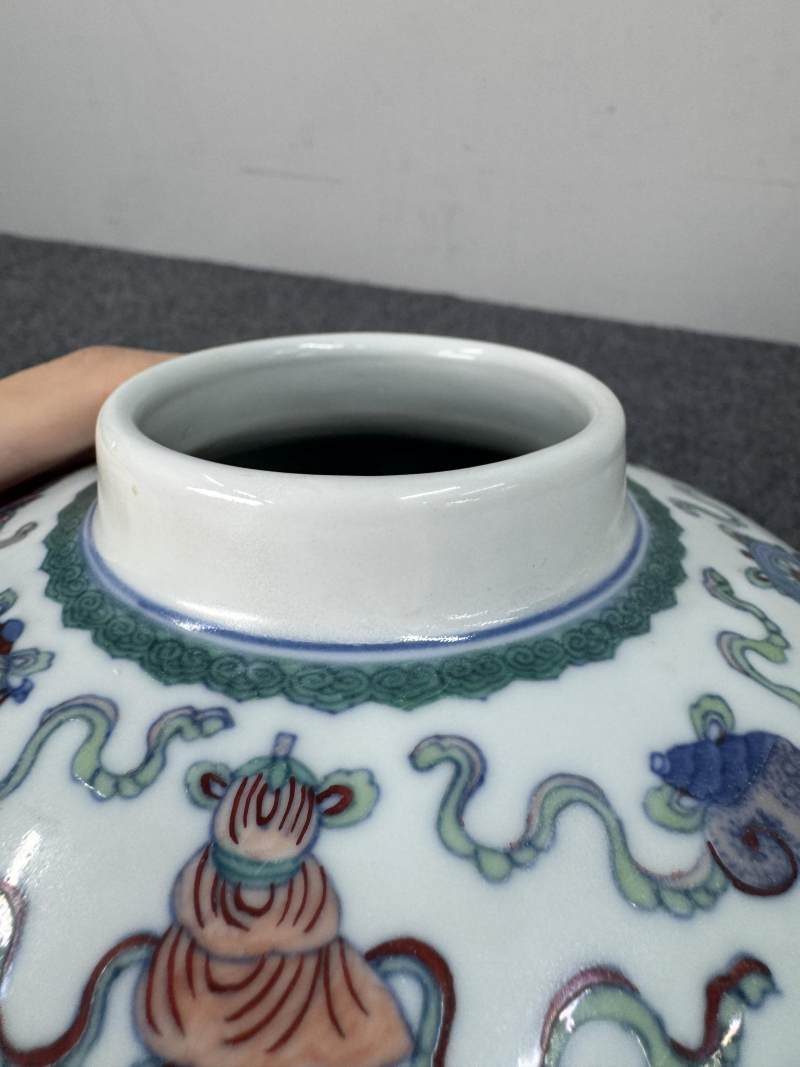 清雍正 鬥彩團龍紋罐 - 图22