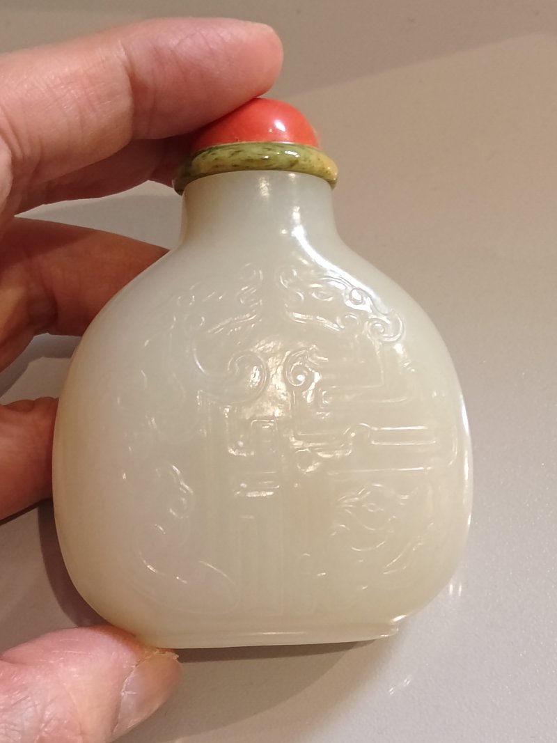 清中期  白玉龍鳳團福紋大煙壺 - 图3
