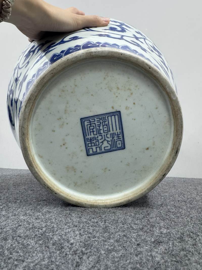 清道光 青花纏枝蓮紋蓋罐 - 图11