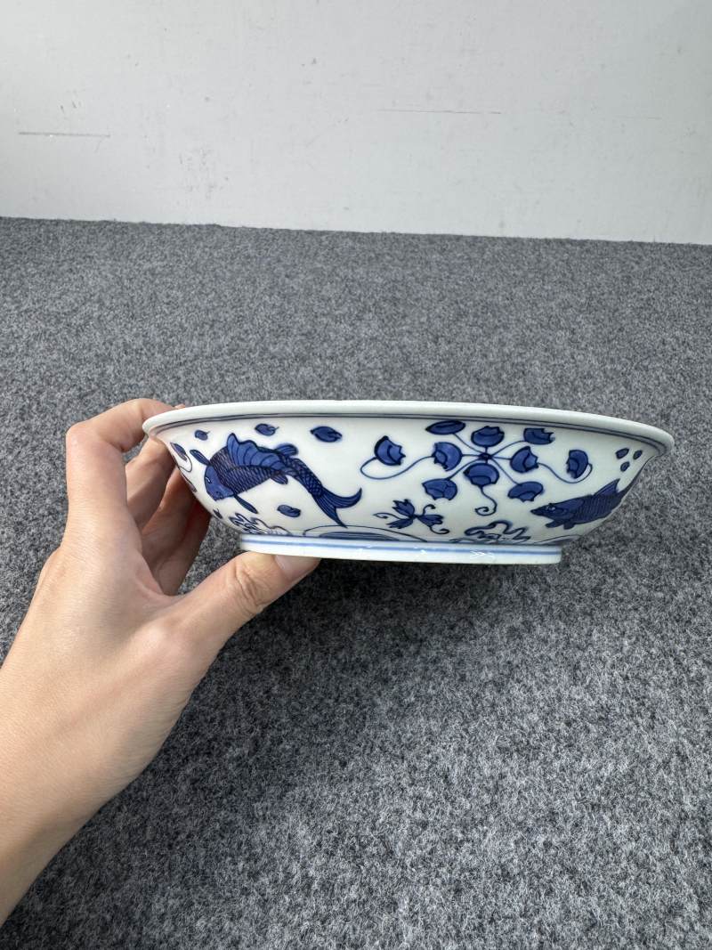 明萬曆 青花魚藻紋盤 - 图13