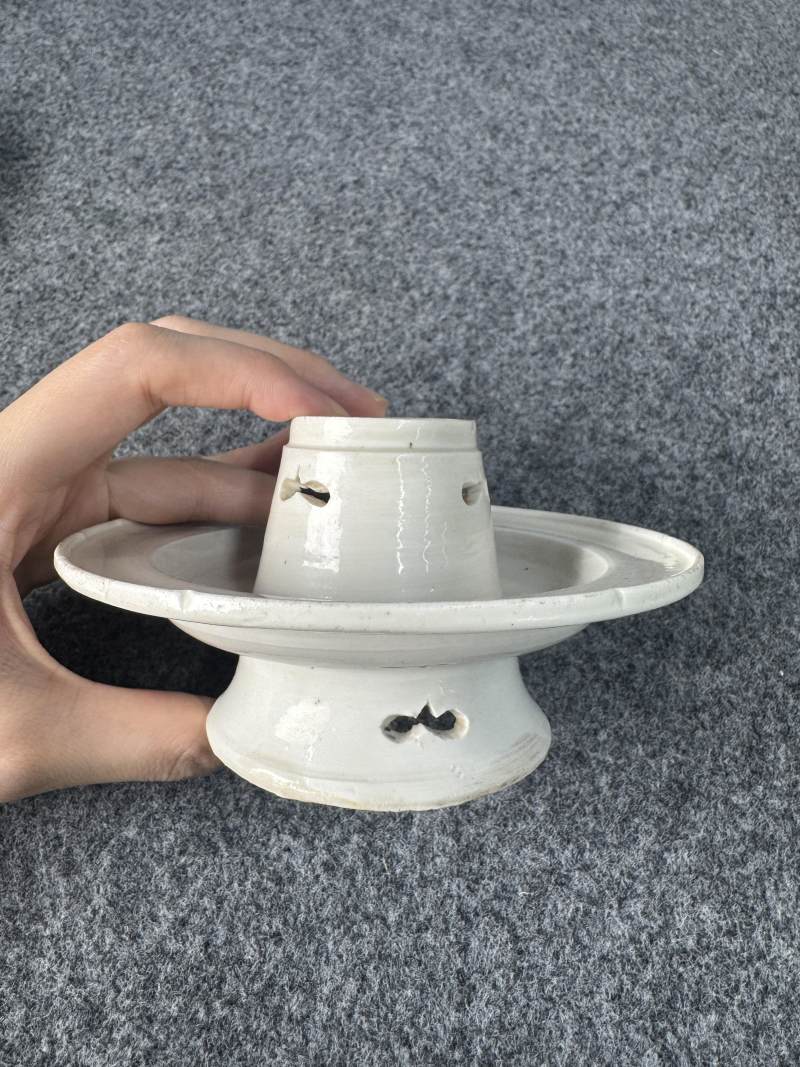 定窯系白釉花口盞及盞托 - 图14